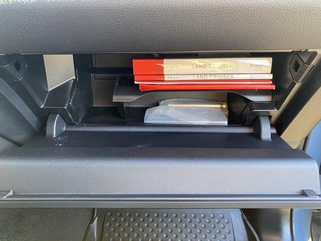 2025 Toyota Land Cruiser 4WD (GS)