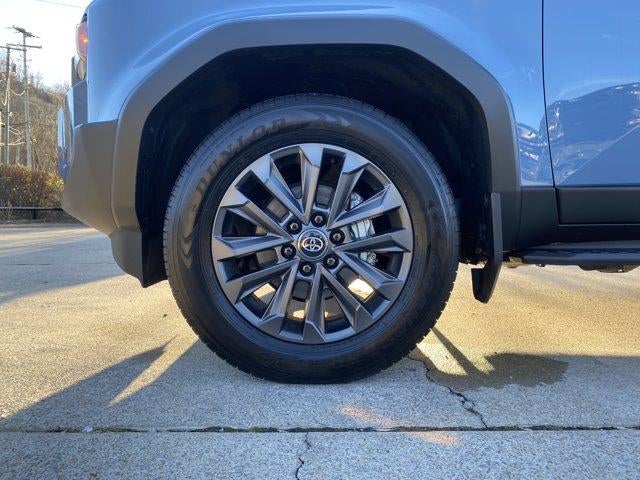 2025 Toyota Land Cruiser 4WD (GS)