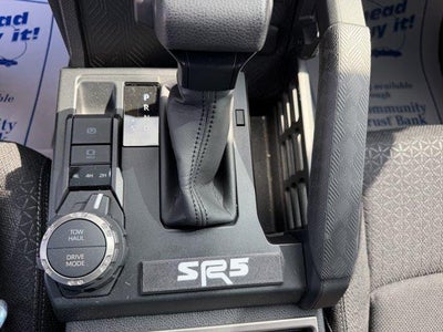 2025 Toyota 4Runner SR5 4WD (Natl)