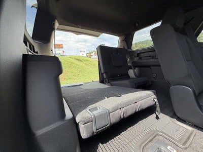 2025 Toyota 4Runner SR5 4WD (Natl)