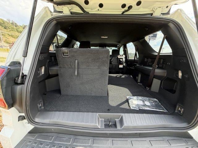 2025 Toyota 4Runner SR5 4WD (Natl)