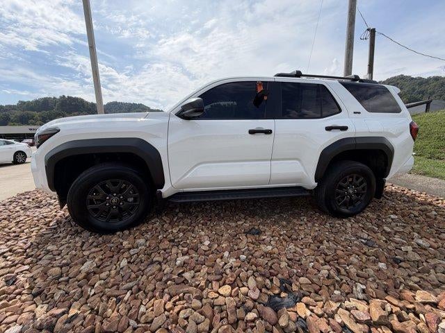 2025 Toyota 4Runner SR5 4WD (Natl)