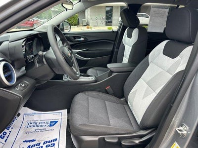 2024 Chevrolet Trax FWD 4dr LS