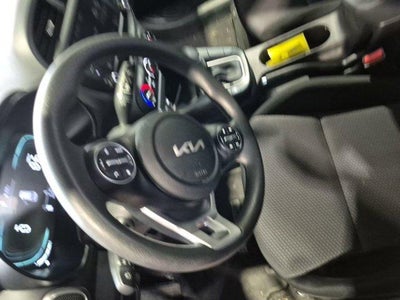 2024 Kia Soul LX IVT