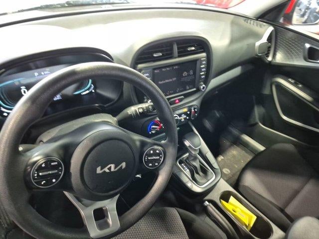 2024 Kia Soul LX IVT
