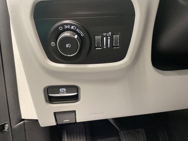 2022 Jeep Grand Cherokee Overland 4x4