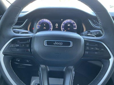 2025 Jeep Grand Cherokee L Laredo X 4x4