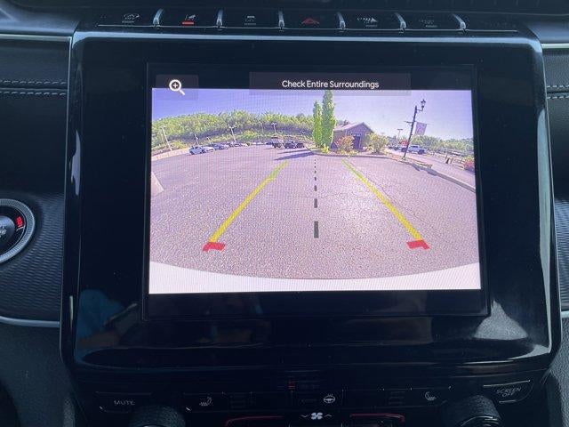 2025 Jeep Grand Cherokee L Laredo X 4x4