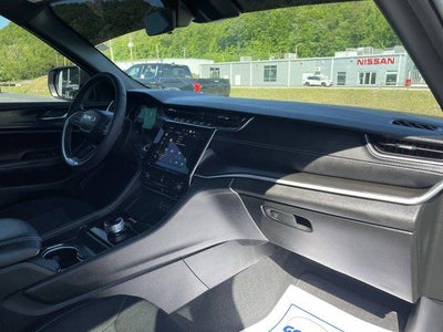 2025 Jeep Grand Cherokee L Laredo X 4x4