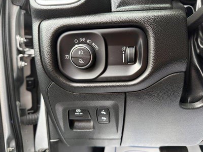 2023 RAM 1500 Big Horn 4x4 Crew Cab 5'7" Box
