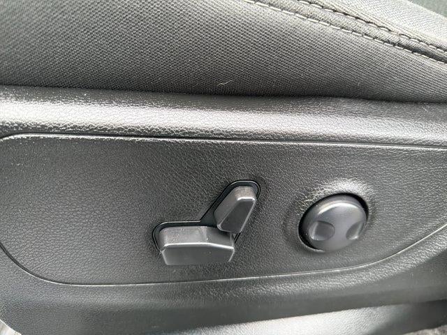 2023 RAM 1500 Big Horn 4x4 Crew Cab 5'7" Box
