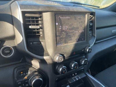 2022 RAM 1500 Big Horn 4x4 Crew Cab 5'7" Box