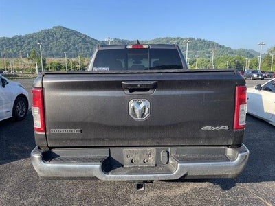 2022 RAM 1500 Big Horn 4x4 Crew Cab 5'7" Box