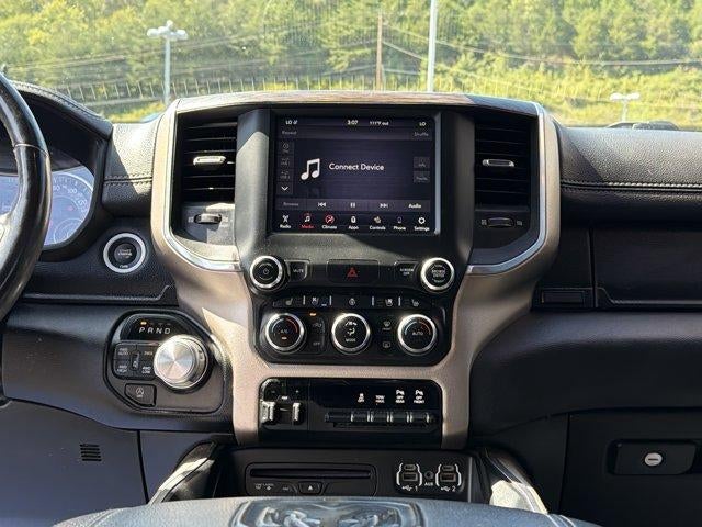 2019 RAM 1500 Laramie 4x4 Crew Cab 5'7" Box