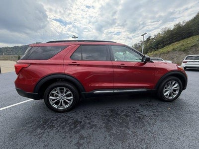2023 Ford Explorer XLT 4WD