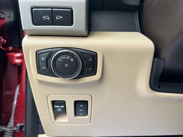 2019 Ford F-150 LARIAT 4WD SuperCrew 5.5' Box