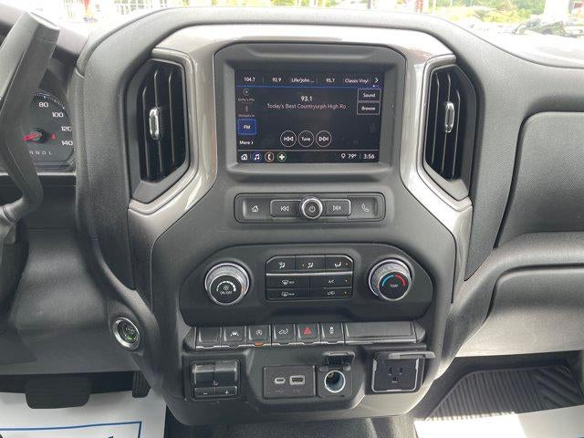 2023 Chevrolet Silverado 1500 Crew Cab Short Box 4-Wheel Drive Custom