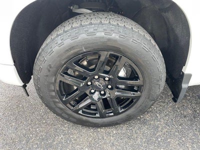 2023 Chevrolet Silverado 1500 Crew Cab Short Box 4-Wheel Drive Custom