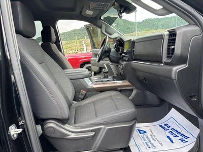 2024 Chevrolet Silverado 1500 Crew Cab Short Box 4-Wheel Drive RST