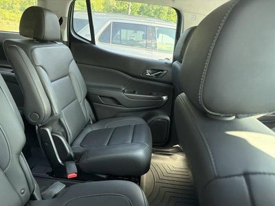 2023 GMC Acadia AWD SLT