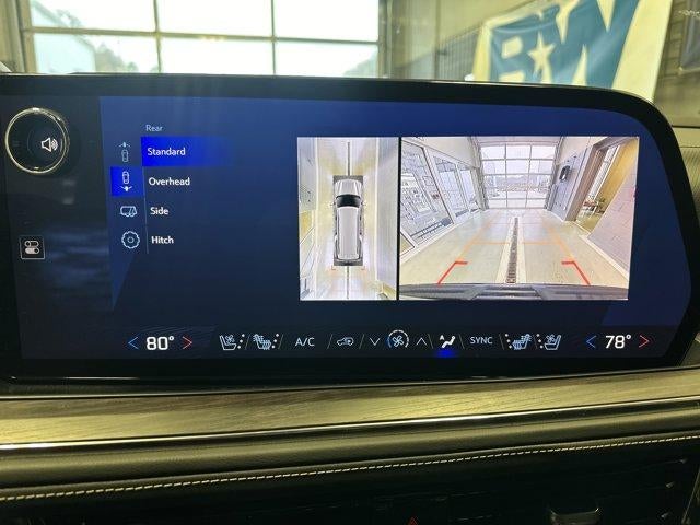 2025 Chevrolet Suburban 4WD Premier