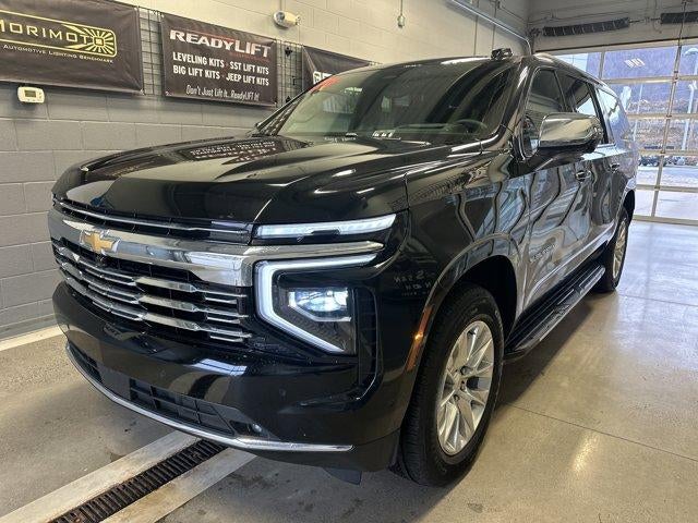2025 Chevrolet Suburban 4WD Premier