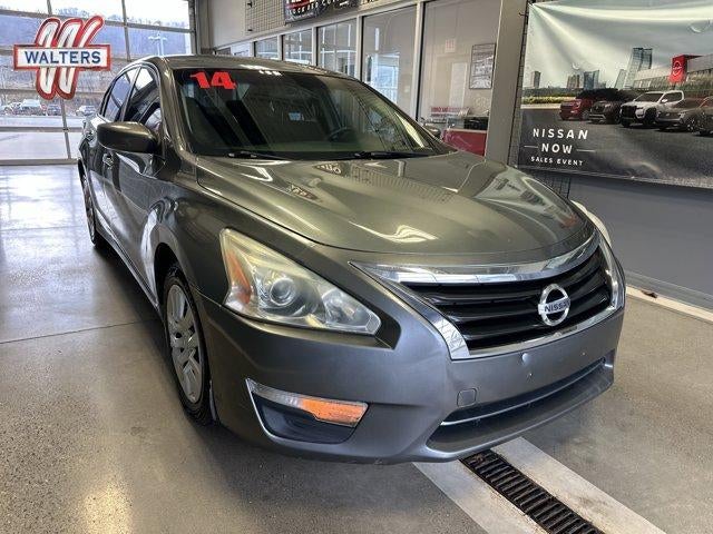 2014 Nissan Altima 4dr Sdn I4 2.5 S