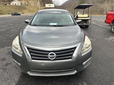 2014 Nissan Altima 4dr Sdn I4 2.5 S
