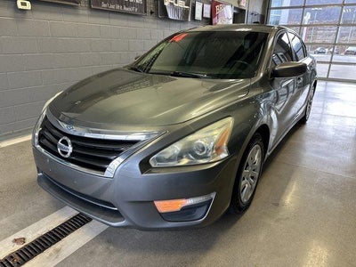 2014 Nissan Altima 4dr Sdn I4 2.5 S