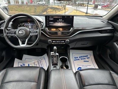 2024 Nissan Altima 2.0 SR Sedan
