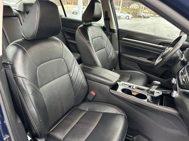2024 Nissan Altima 2.0 SR Sedan