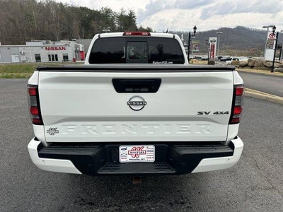 2022 Nissan Frontier Crew Cab 4x4 SV Auto