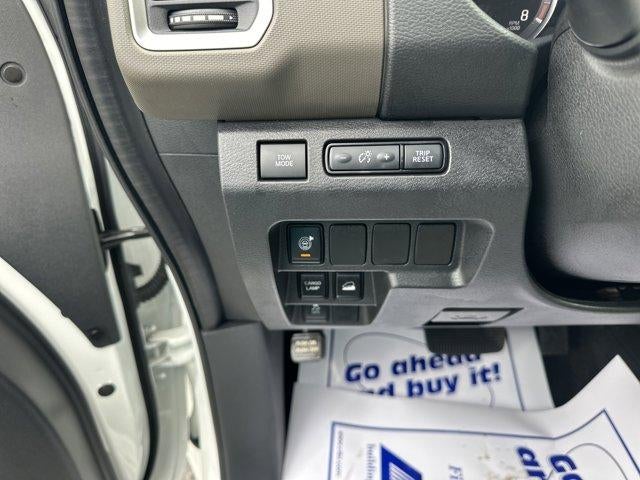 2022 Nissan Frontier Crew Cab 4x4 SV Auto