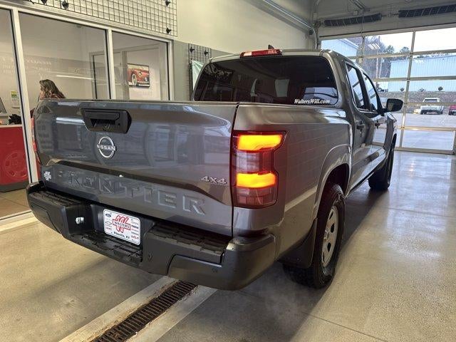 2022 Nissan Frontier Crew Cab 4x4 S Auto