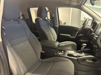 2022 Nissan Frontier Crew Cab 4x4 S Auto