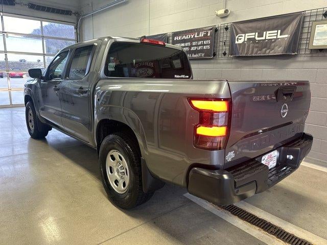 2022 Nissan Frontier Crew Cab 4x4 S Auto