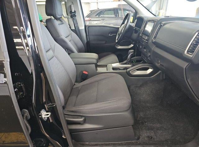 2023 Nissan Frontier Crew Cab 4x4 SV Auto