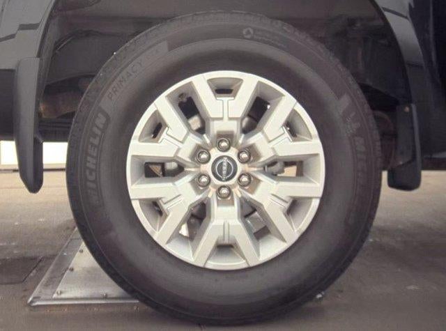 2023 Nissan Frontier Crew Cab 4x4 SV Auto