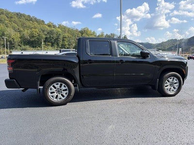 2023 Nissan Frontier Crew Cab 4x4 SV Auto