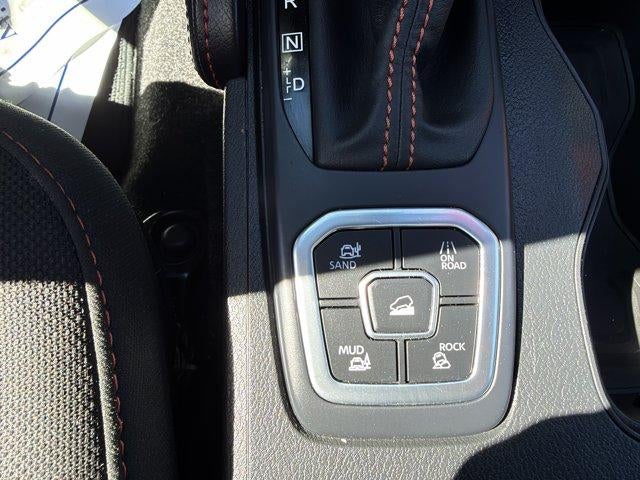 2026 Nissan Frontier Crew Cab 4x4 PRO-4X