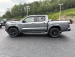 2022 Nissan Frontier Crew Cab 4x4 SV Auto