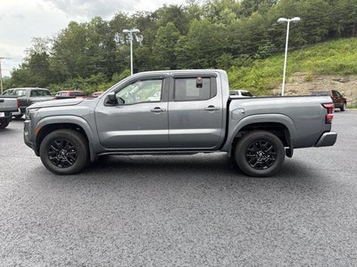 2022 Nissan Frontier Crew Cab 4x4 SV Auto