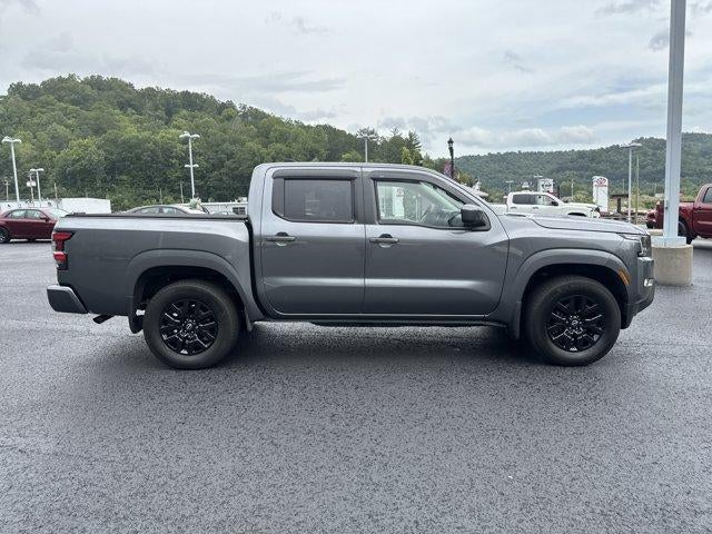 2022 Nissan Frontier Crew Cab 4x4 SV Auto