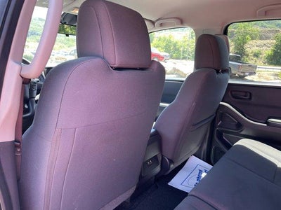 2022 Nissan Frontier Crew Cab 4x4 S Auto