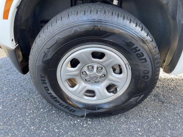 2024 Nissan Frontier Crew Cab 4x4 S