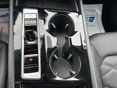 2025 Volkswagen Atlas 2.0T SE w/Technology FWD
