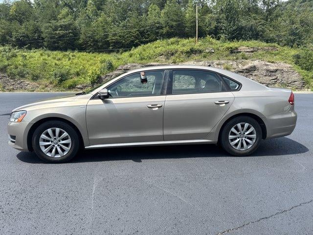 2015 Volkswagen Passat 4dr Sdn 1.8T Auto S PZEV