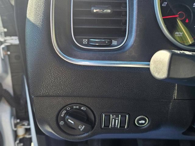 2017 Dodge Charger SXT RWD