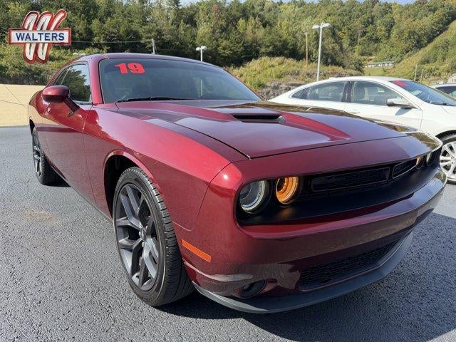 2019 Dodge Challenger SXT RWD