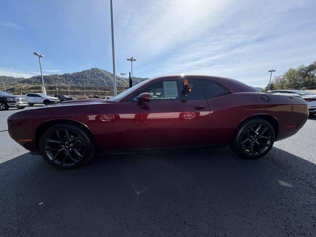 2019 Dodge Challenger SXT RWD